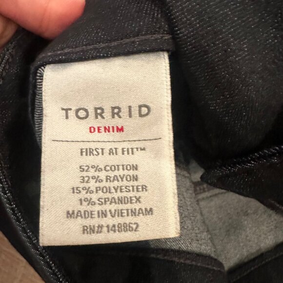 TORRID DENIM JEGGINS WOMENS 10 TALL - Picture 8 of 10